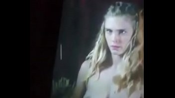 Tributo all' attrice di Viking Porun in topless