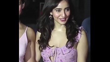 Neha Sharma oops moment in public