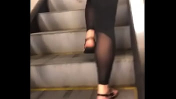 Phat ass Latina shopping at the mall